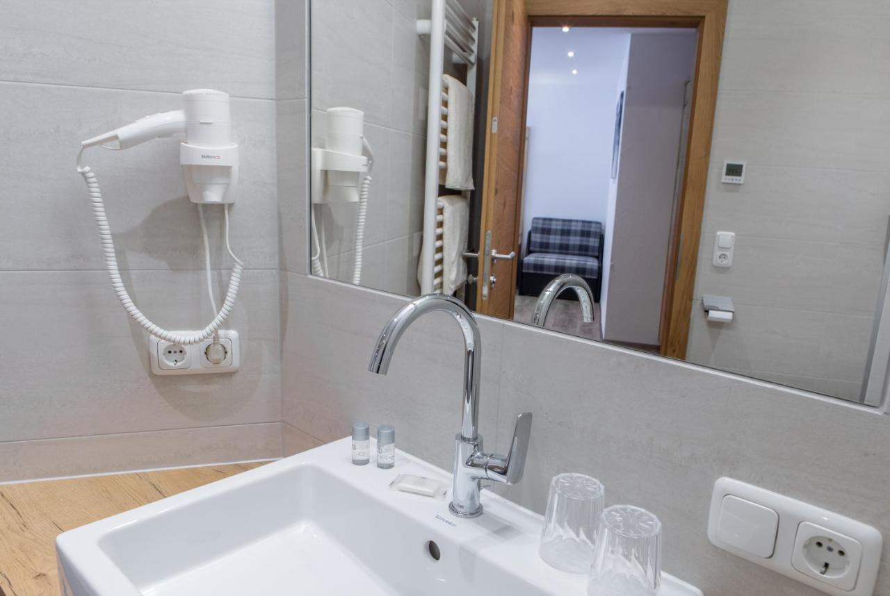 Birkenhof Premium Apart & Suites Lermoos Bagian luar foto