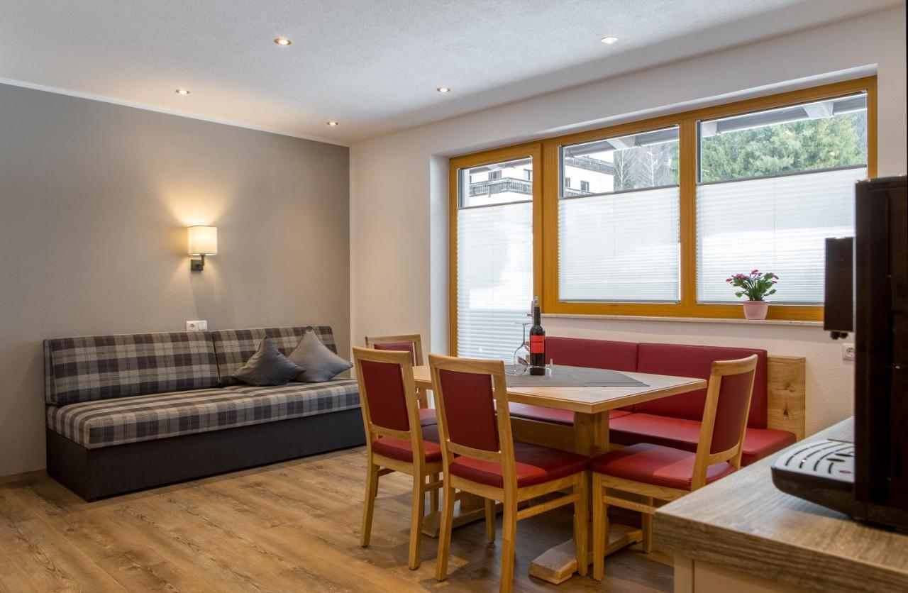Birkenhof Premium Apart & Suites Lermoos Bagian luar foto