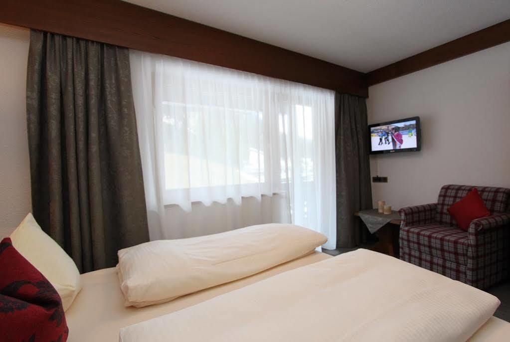 Birkenhof Premium Apart & Suites Lermoos Bagian luar foto